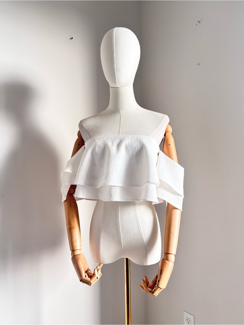 Keepsake The Label White Off The Shoulder Ruffled Crop Top Ivory Size S